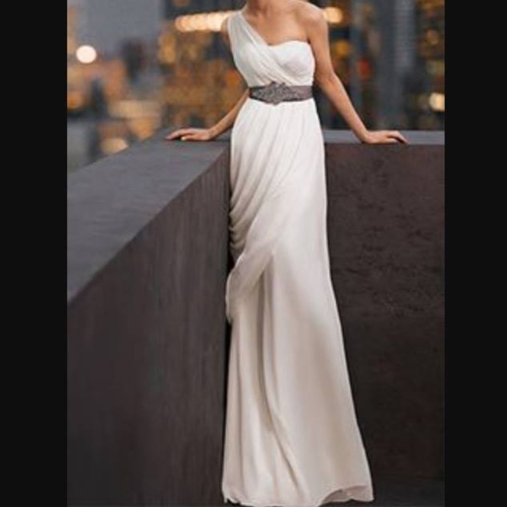 White by Vera Wang Wedding Dress